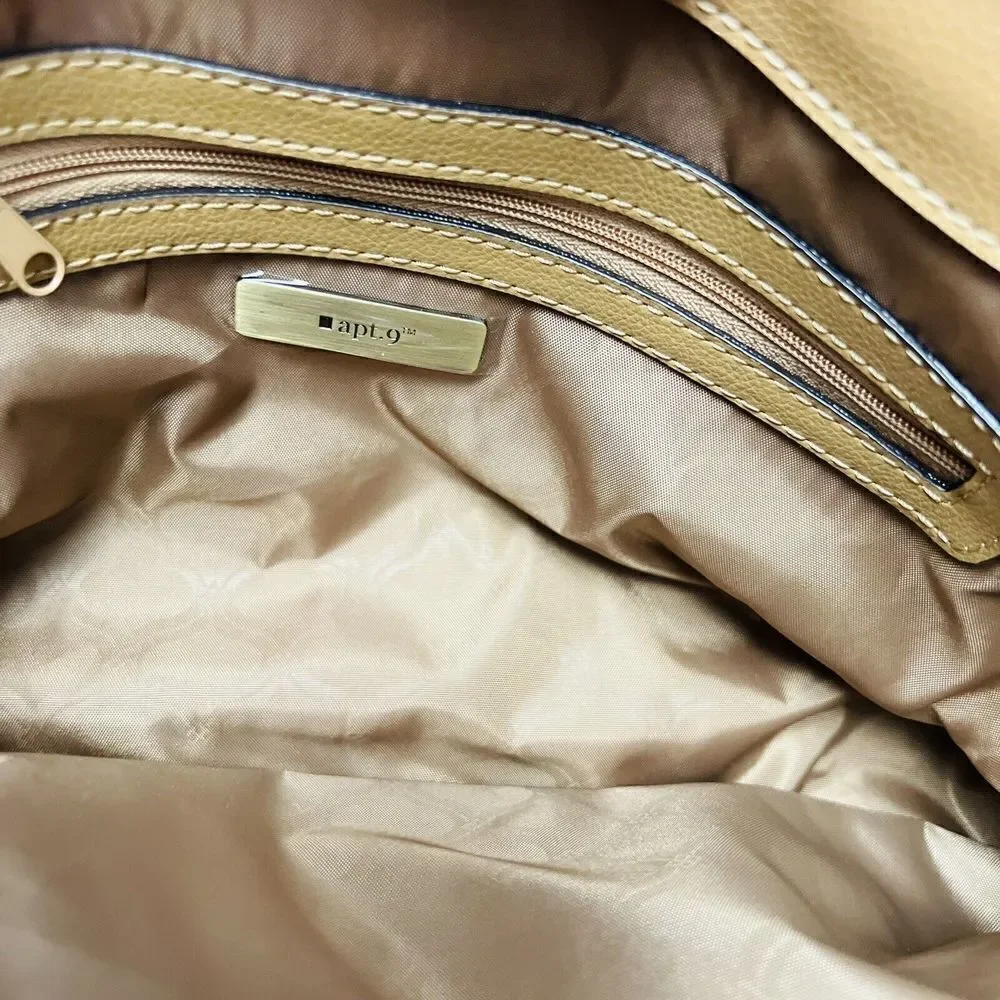 New Apt. 9 Womens Genuine Leather Shoulder Bag Purse Camel Tan Gold Hardware Y2k